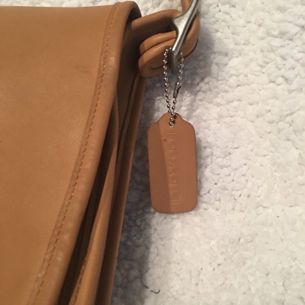 Coach Handbag - Picture 4 of 5